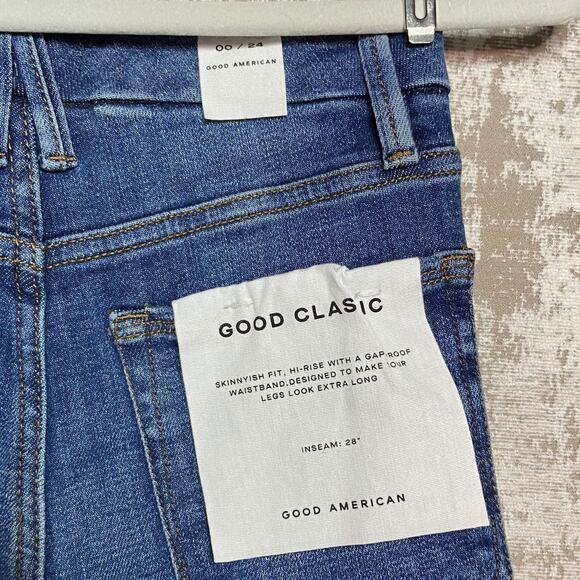 Good American Good Classic Skinny Jeans in Indigo207 - Picture 6 of 6